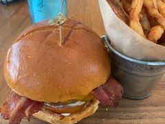 -ROAST coffee & eatery