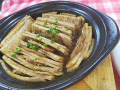 -琼大师东方烤乳猪(亚特兰蒂斯店)