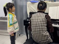 -西安小天鹅艺术团(曲江Alice店)