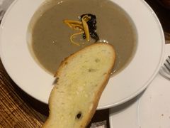 -1886德国汽车餐厅(外滩十六铺码头店)