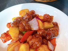 凤梨咕噜肉-鹊玥·粤菜小馆(汇智国际商业中心店)