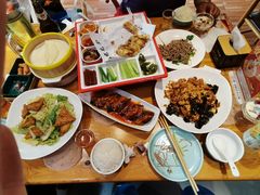 -肘子酥·天津菜·特色捞面(德云社店)