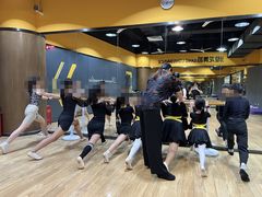 -港龙舞蹈·成人少儿舞蹈培训(深圳湾校区)