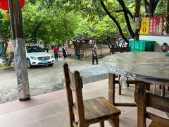 露天位-满記土窑烧鷄波浪山莊