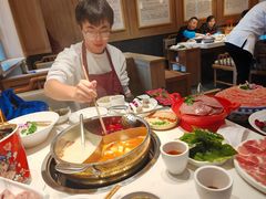 -周师兄大刀腰片火锅(磁器口直营店)