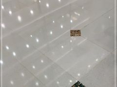 -梅龙镇广场