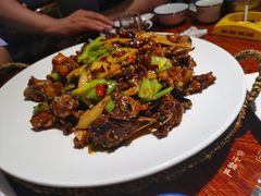 -满堂春特色餐馆