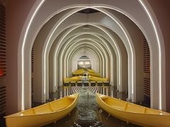 -涨巢·潮玩水疗局