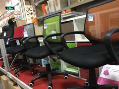-百安居装修建材卖场(泰然店)