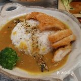 小县城的无国界料理餐厅，本来没办太大希望