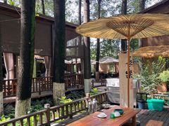 -林间山庄