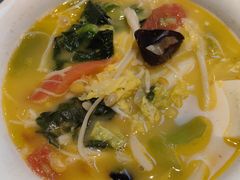 -渝是乎酸菜鱼·川渝小炒(新世界百货望京店)