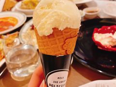 -佐度王子扒房(爱建卓展店)