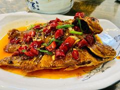 干烧小黄鱼-神仙钵湘香土菜馆(光华路店)