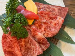 -炼火烤肉店
