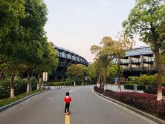 -上海滴水湖皇冠假日酒店