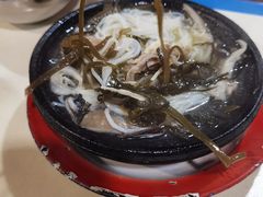 -刚砂锅鸡丝米线