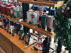 零售区-星巴克臻选(成都环球乐天店)