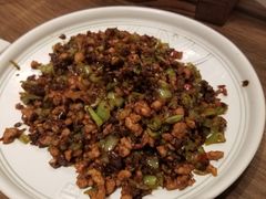 黑三剁-云海肴云南菜(浦江欢乐颂店)