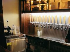 -麦落精酿啤酒餐吧(先农大院店)