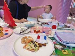 -水桶王国主题餐厅·聚会·生日派对·亲子活动·家庭套餐(亚龙湾希尔顿店)