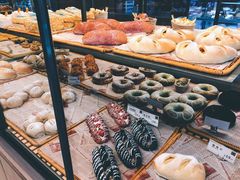 -顶东面包花园·生日蛋糕(世博店)