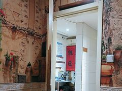 -东北哈尔滨酱骨头馆房掌柜铁锅炖