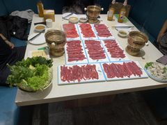 -鲜牛鲜生鲜肉火锅(松隽阳光城店)