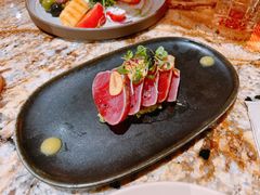 金枪鱼牛油果-BROWNSTONE布朗石西班牙餐厅(富城店)