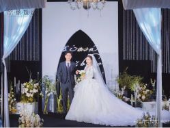 -欣薇婚纱(新源乐汇城店)