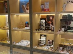 -吴良材眼镜(美罗城店)