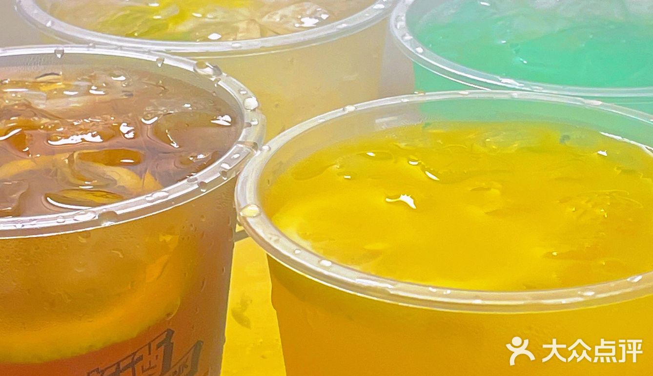 郑州首家街头酒吧|鸡尾酒🍸可外带
