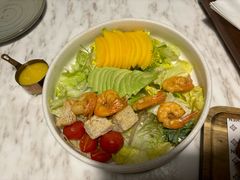 扒鲜虾芒果牛油果沙拉-G+KITCHEN(龙湖狮山天街店)