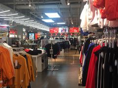 -metersbonwe(中华城店)