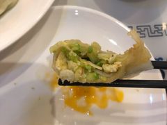 西葫芦鸡蛋-东方饺子王(新奥购物中心店)