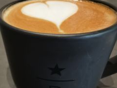 -星巴克臻选(上海合生汇1F店)