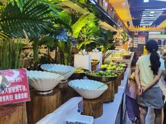 -布罗城堡自助烧烤(鸿通城购物中心店)
