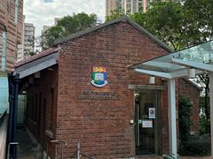 -香港大学
