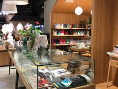 -百新书局(尚悦湾店)
