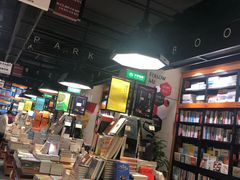 -西西弗书店&矢量咖啡(来福士广场店)