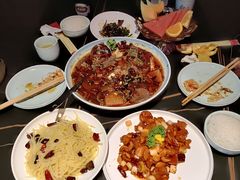 -粉墨特色菜·烧烤音乐酒馆