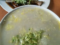 -米家清真糁馆(农大店)