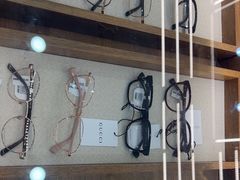 -一代眼镜·蔡司配镜(浦东大拇指广场店)