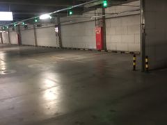 -长城汽车哈弗（重庆顺凯4S店）-地上停车场