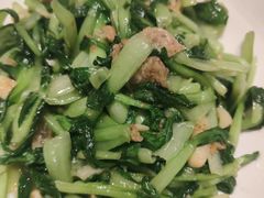 -鱼鲜饭香·招牌汽锅剁椒鱼头王