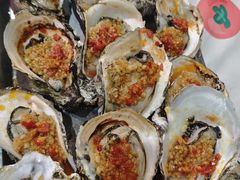 -蚝哥花姐湛江烤生蚝(美丽湾市场店)