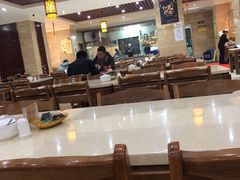大堂-黄家泡馍馆·非遗老字号·清真(凤九海荣名城店)
