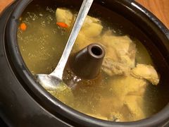 -云海肴·汽锅鸡·云南菜(天山百盛优客店)