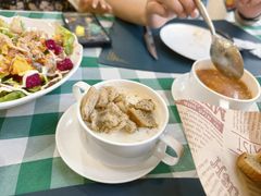 -起士林西餐厅(东经路店)