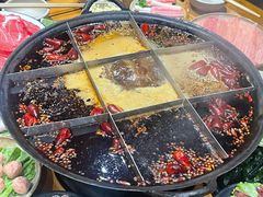 -白乐天毛肚火锅馆(南滨路店)